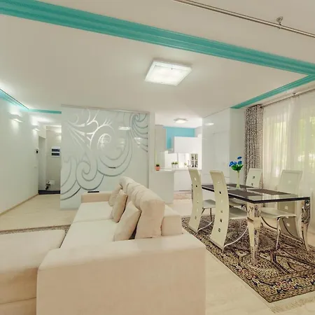Apartland Ploshad Pobedy Apartment